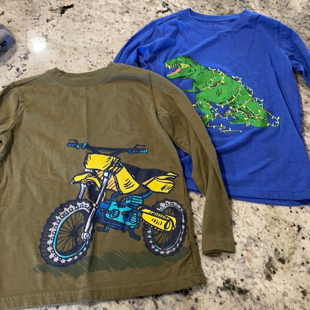 2 boys long sleeve Cat & Jack shirts
